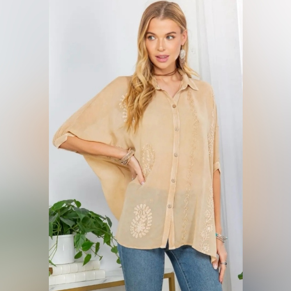 NWT Young Threads Western Boho Paisley Embroidered Dolman Blouse Size M